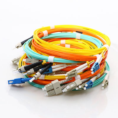 Cabo de remendo da fibra do único modo de FC APC, fibra Jumper Cord ótico de FTTH