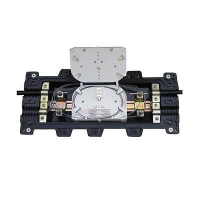 O núcleo horizontal do fechamento FOSC-001 96 da tala da fibra ótica com 2 entrou 2 portos de saída